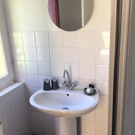 L'atelier - A Quaint Retreat